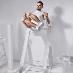 Oblique Captain’s Chair Raises